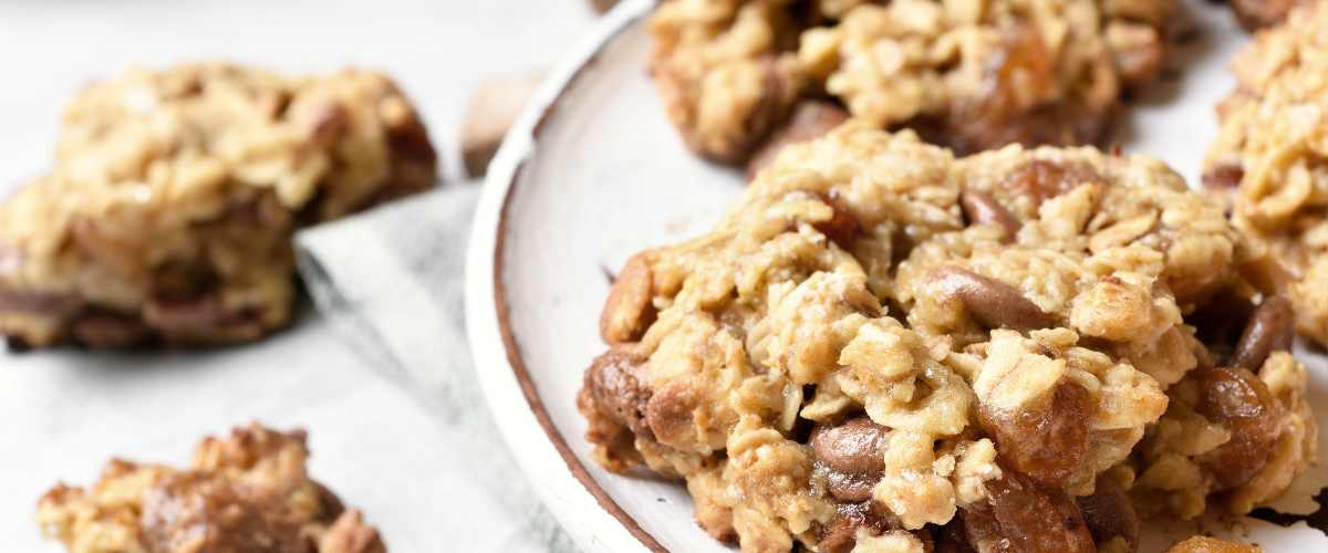 Low-Sugar Oatmeal Cookies